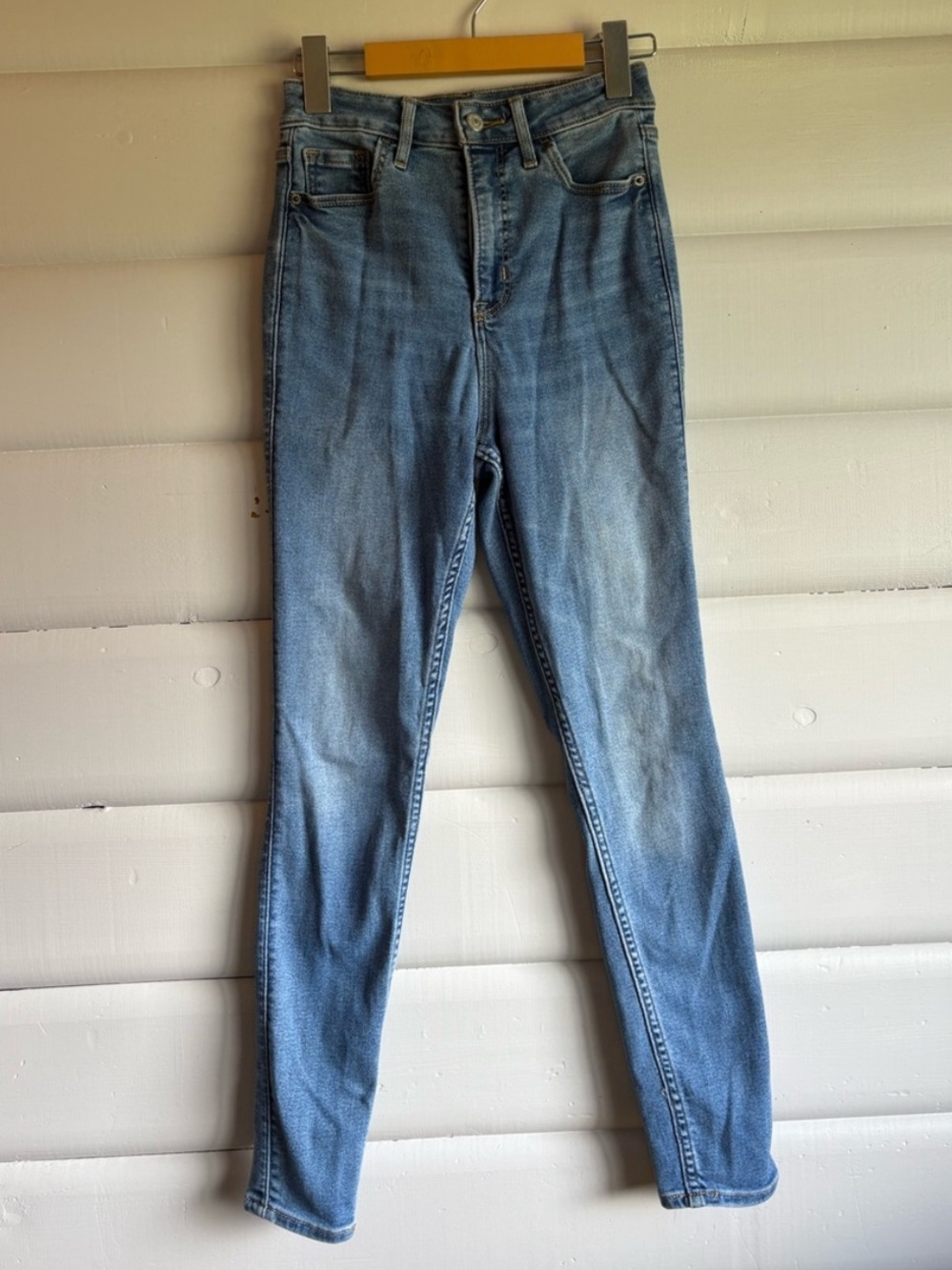 Old Navy Rockstar Super Skinny High Rise Jeans Size 2 Light Wash